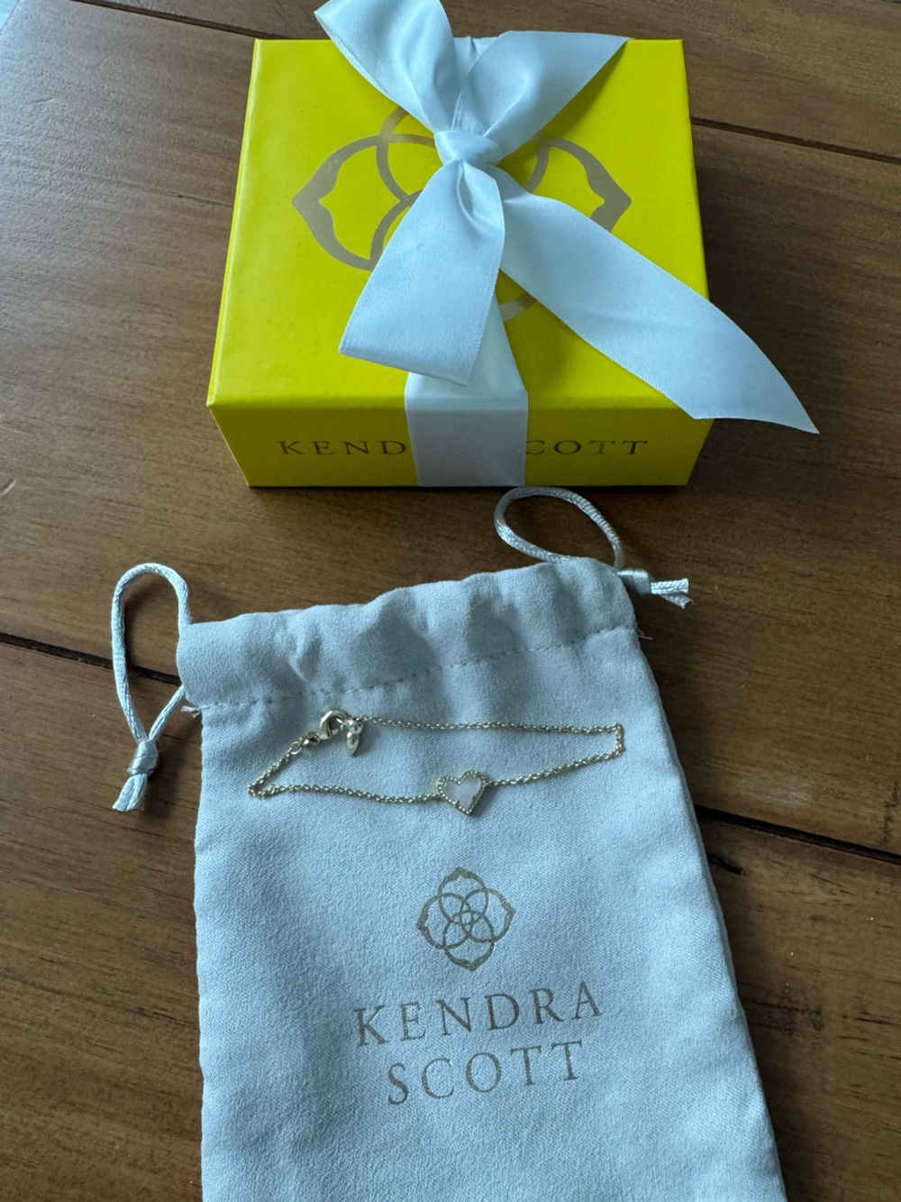 Kendra Scott Ari Heart Hold Bracelet - New